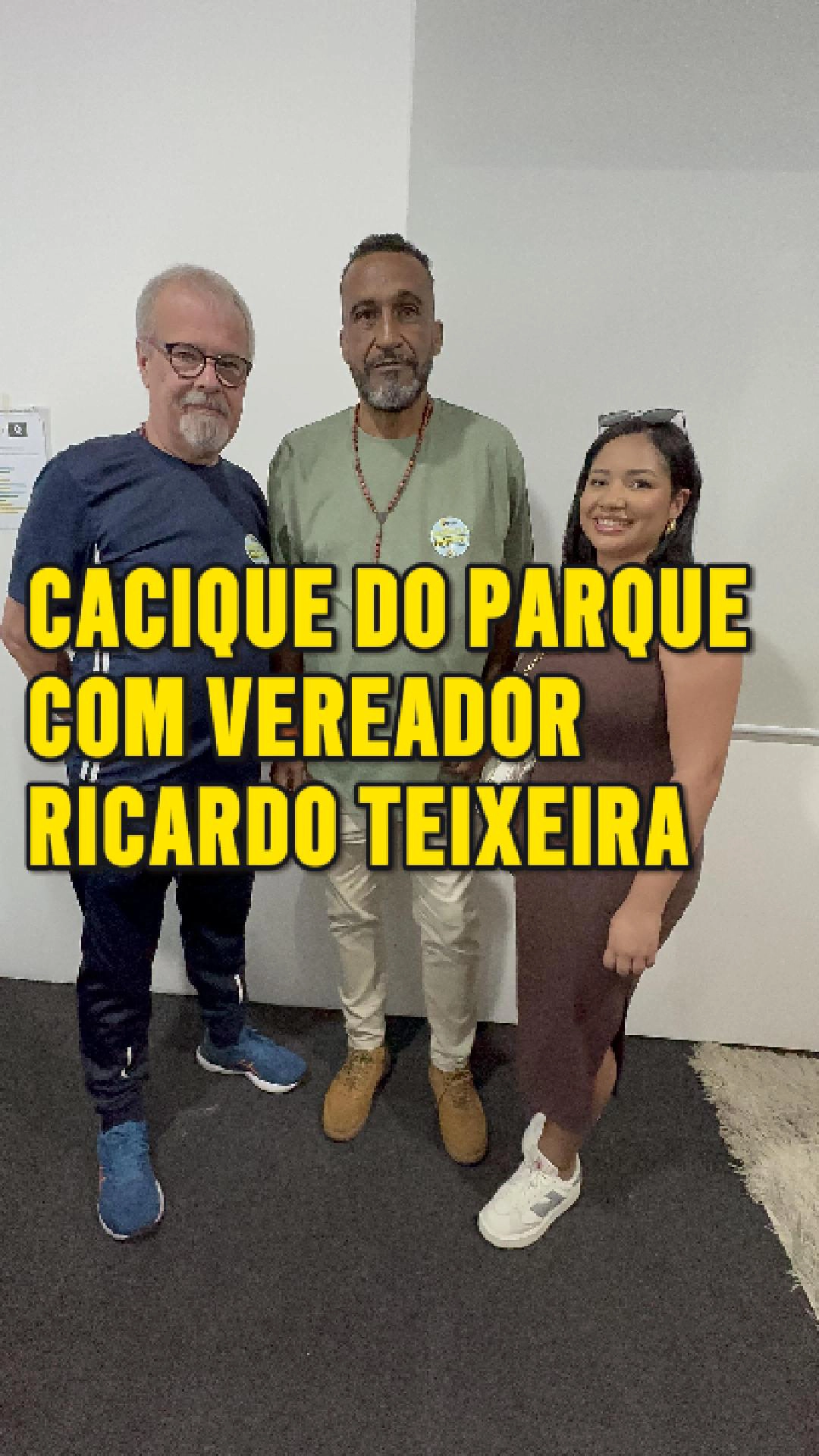 Escola de Samba Cacique do Parque junto com o Vereador Ricardo Teixeira