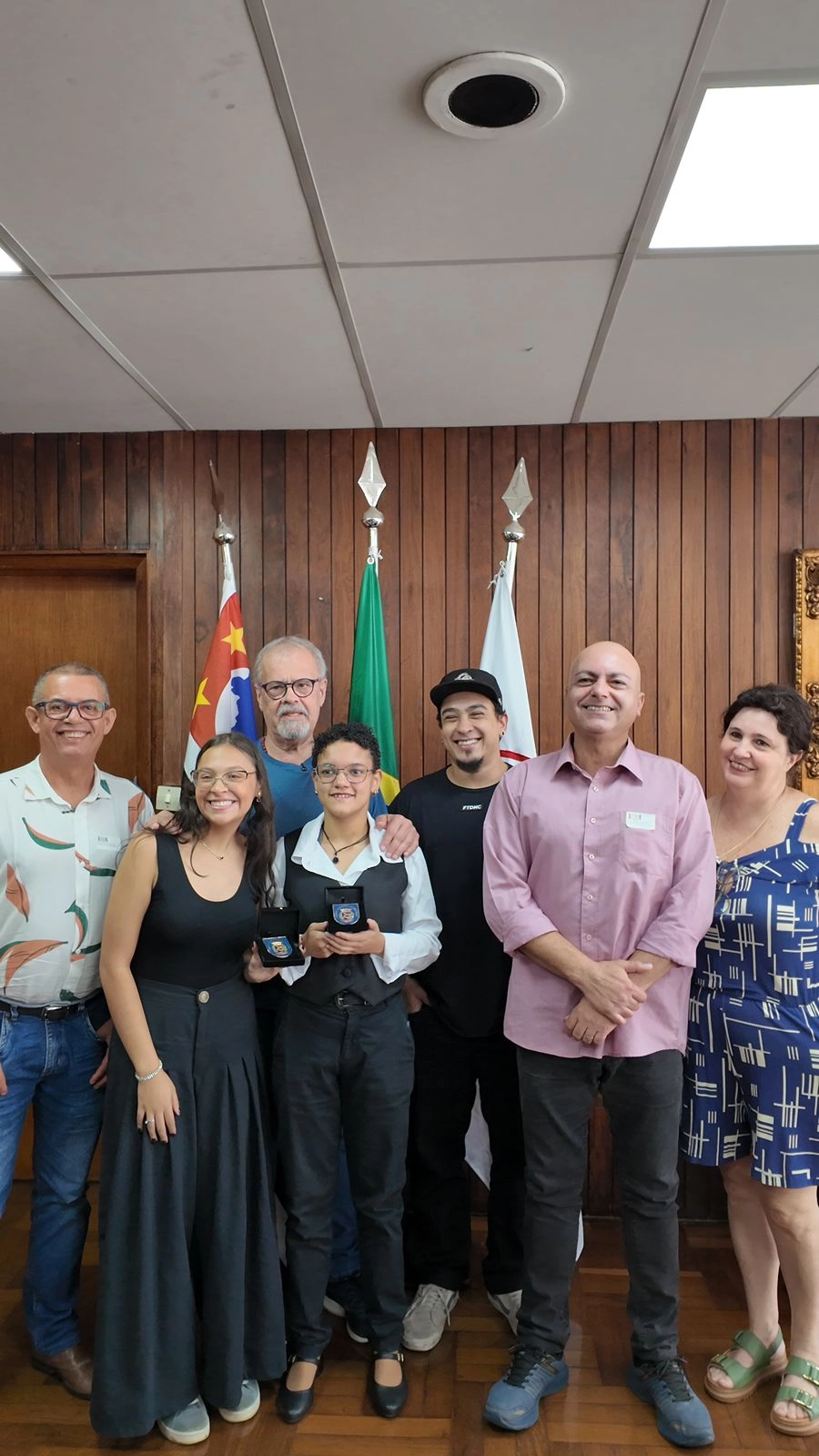 Ricardo Teixeira adota seis projetos do Parlamento Jovem Ensino Médio