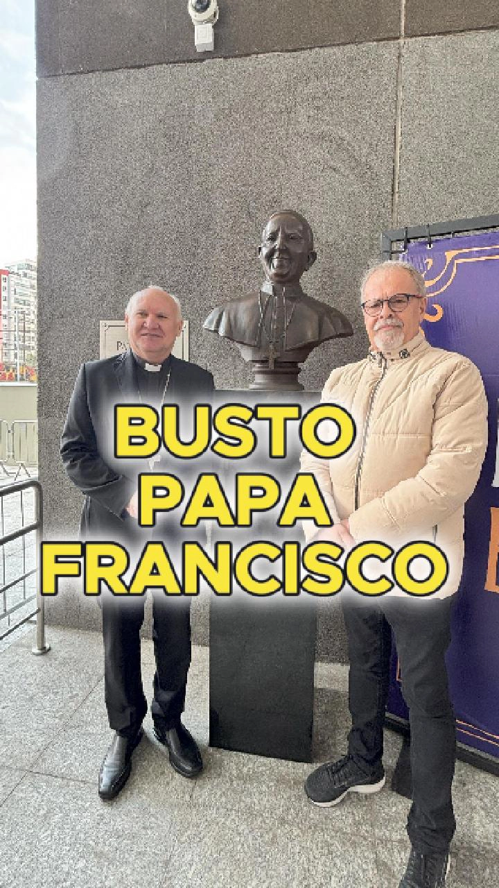 Presidente Ricardo Teixeira: Busto Papa Francisco